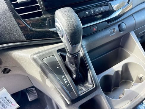 Used 2024 Ford Transit 350 XLT image 17