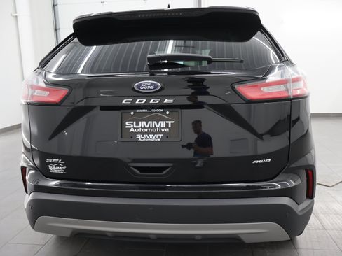 Used 2024 Ford Edge SEL AWD/4WD image 25
