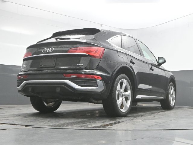 Used 2021 Audi Q5 Prestige w/ Prestige Package AWD/4WD image 39