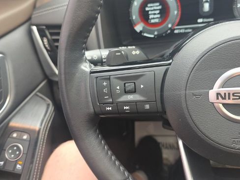Used 2021 Nissan Rogue Platinum AWD/4WD image 28