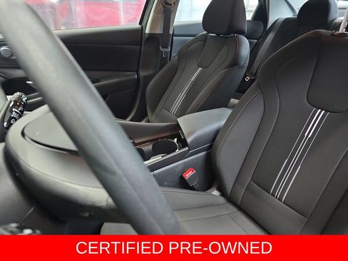 Certified 2026 Hyundai Elantra Hybrid FWD image 15