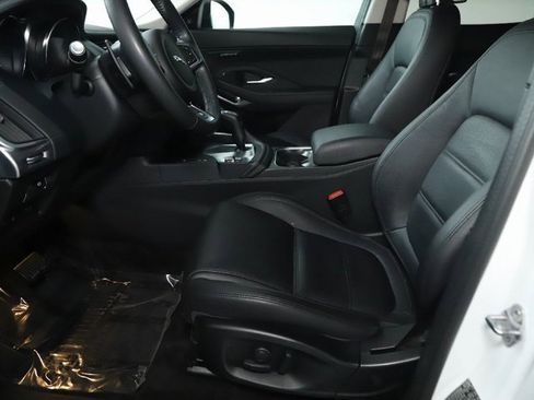 Used 2020 Jaguar E-PACE image 17