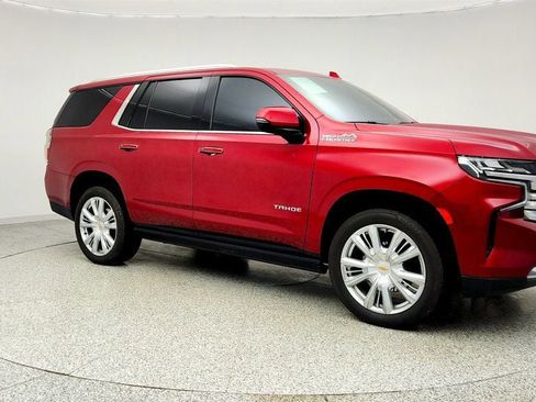 Used 2023 Chevrolet Tahoe High Country image 3