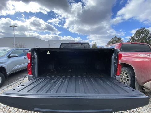Used 2019 Chevrolet Silverado 1500 High Country image 27
