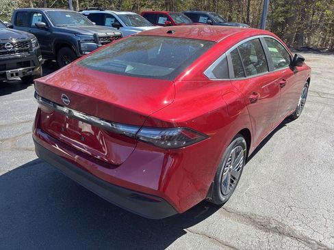 New 2026 Nissan Sentra SV w/ Floor Mat Package FWD image 7