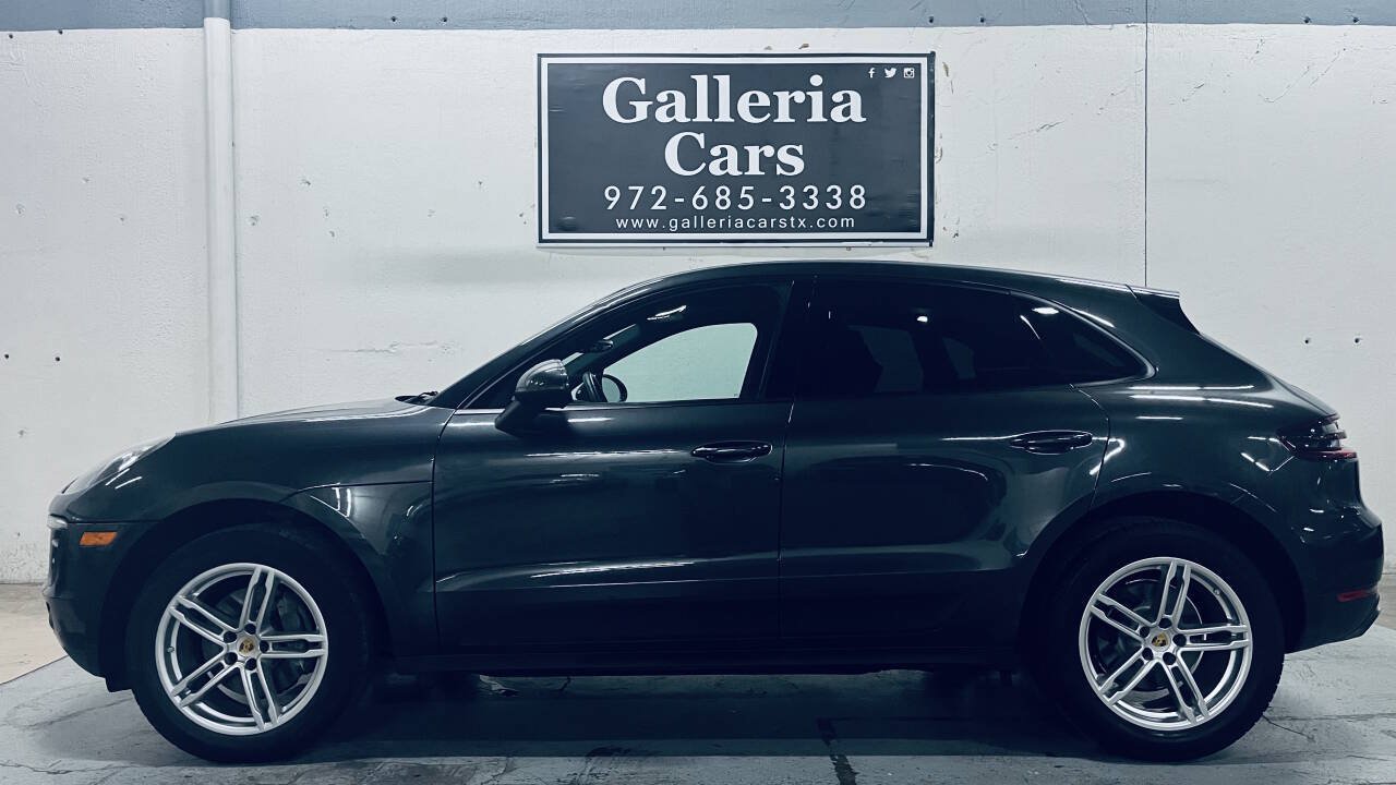 Used 2017 Porsche Macan AWD/4WD image 1