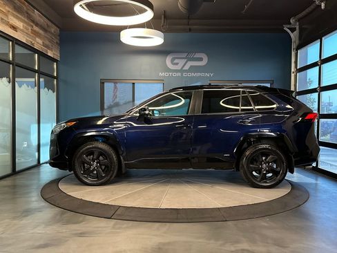 Used 2020 Toyota RAV4 XSE AWD/4WD image 6
