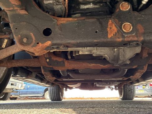 Used 2009 Cadillac Escalade AWD image 28