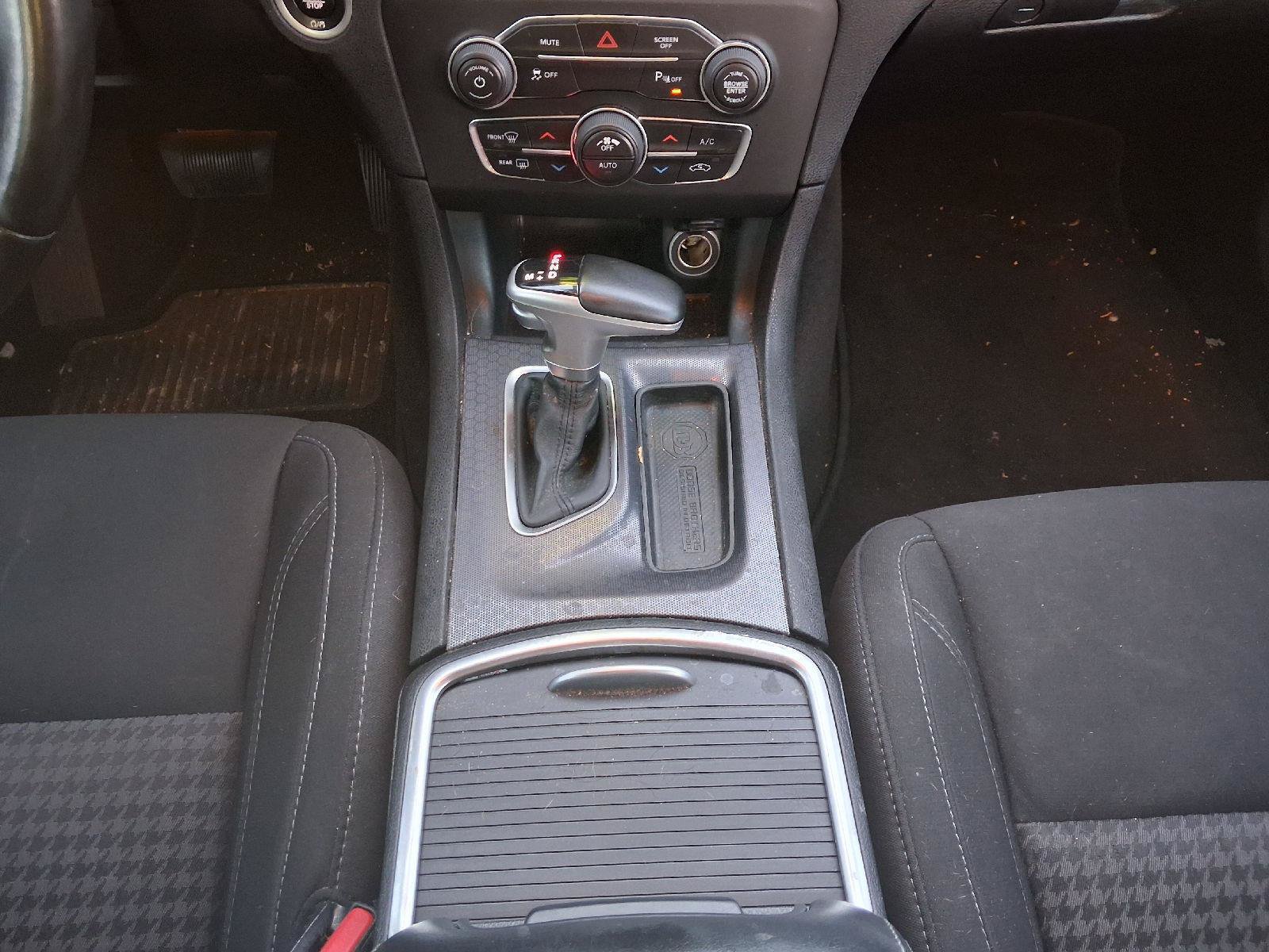 Used 2018 Dodge Charger SXT Plus w/ Beats Audio Group RWD image 26