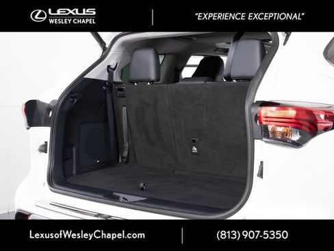 Used 2020 Toyota Highlander Platinum FWD image 6