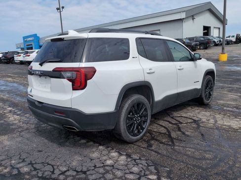 Used 2023 GMC Acadia SLT w/ Elevation Edition FWD image 11