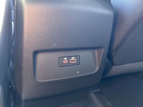 Used 2025 Nissan Frontier PRO-4X w/ Black Accent Package image 43