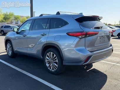Used 2020 Toyota Highlander Platinum