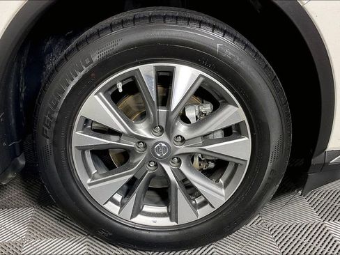 Used 2018 Nissan Murano SL w/ Moonroof Package image 11