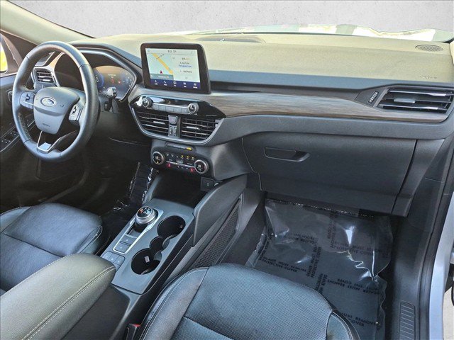 Used 2020 Ford Escape Titanium AWD/4WD image 22
