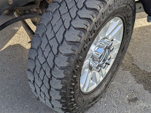 Used 2019 Ford F250 XL w/ STX Appearance Package image 44