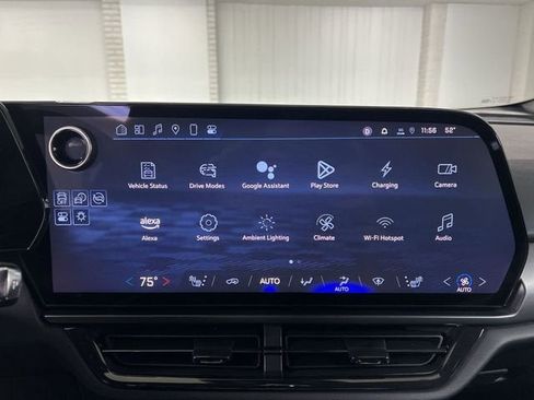 Certified 2025 Chevrolet Equinox EV RS image 13