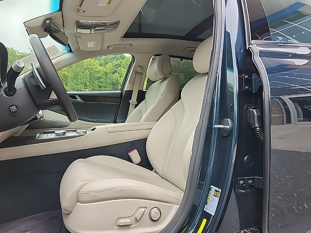 Used 2023 Genesis G80 2.5T w/ Advanced Package AWD/4WD image 8