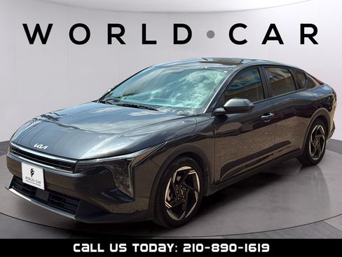 Used 2025 Kia K4 EX FWD image 4