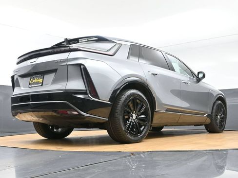 Used 2024 Cadillac Lyriq Luxury AWD/4WD image 57