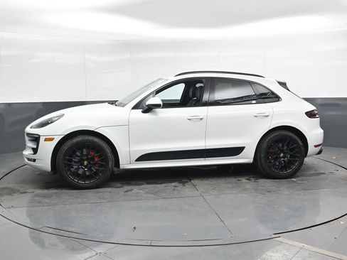 Used 2018 Porsche Macan GTS w/ Premium Package Plus AWD/4WD image 9