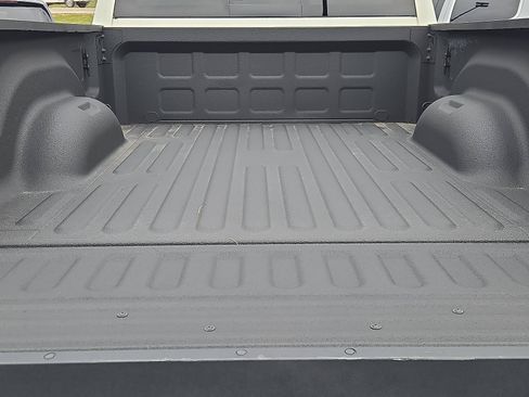 Used 2024 RAM 2500 Laramie image 7