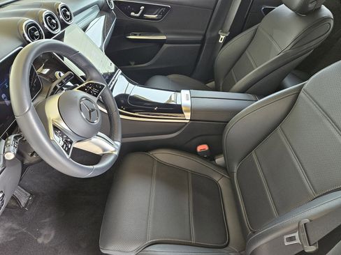 Certified 2025 Mercedes-Benz GLC 300 image 13