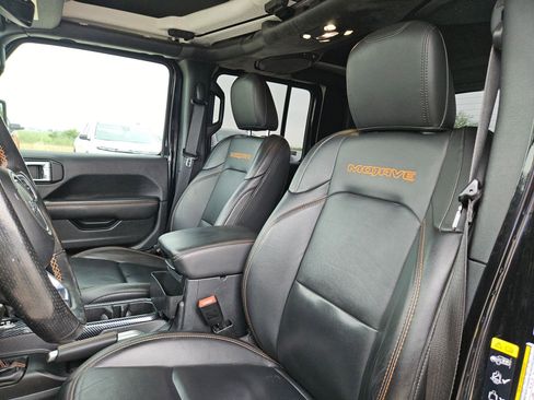 Used 2020 Jeep Gladiator Mojave AWD/4WD image 13