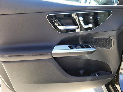 New 2026 Mercedes-Benz GLC 300 4MATIC image 19