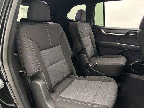 New 2026 GMC Acadia Elevation image 37