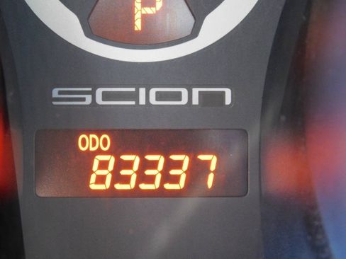 Used 2014 Scion tC FWD image 10