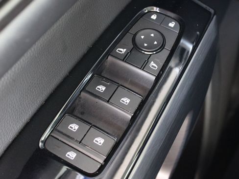 Used 2024 Nissan Pathfinder SL w/ Cargo Package AWD/4WD image 21