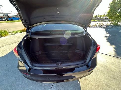 Used 2023 Honda Civic Sport image 29