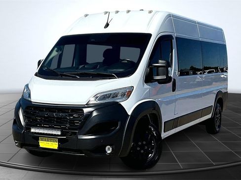Used 2024 RAM ProMaster 2500 w/ Swivel Seat Group image 12