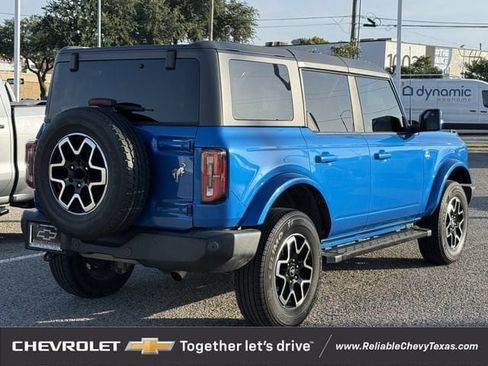 Used 2022 Ford Bronco Outer Banks AWD/4WD image 6