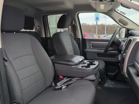 Used 2019 RAM 1500 Classic Warlock image 14