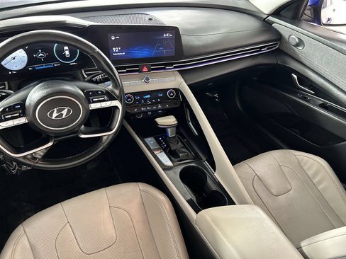 Used 2021 Hyundai Elantra Limited FWD image 24