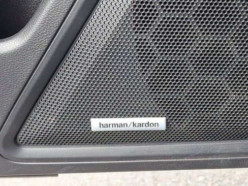 Certified 2025 Subaru Outback Onyx Edition image 28