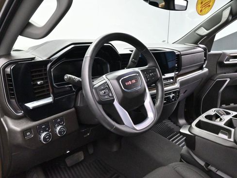 Used 2023 GMC Sierra 1500 Elevation AWD/4WD image 15