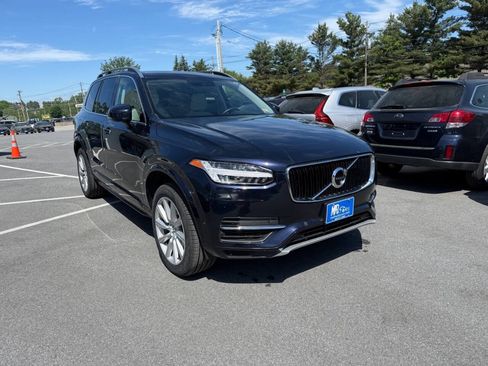 Used 2016 Volvo XC90 T8 Momentum w/ Vision Package AWD/4WD image 4