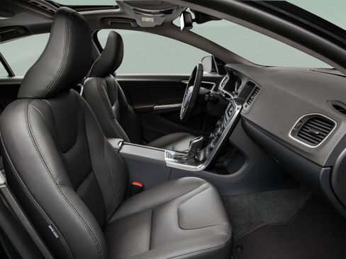 Used 2015 Volvo S60 T5 Platinum FWD image 26