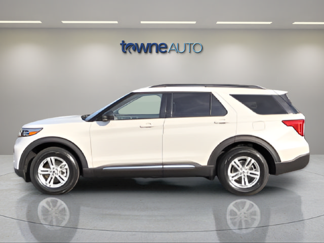 Used 2020 Ford Explorer XLT w/ Equipment Group 202A AWD/4WD image 4