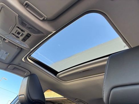 Used 2024 Toyota RAV4 XLE Premium image 28