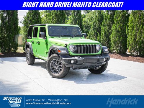 Used 2025 Jeep Wrangler Unlimited Sport AWD/4WD image 1