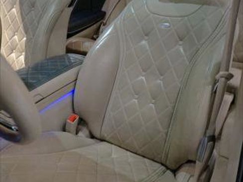 Used 2017 Mercedes-Benz Maybach S 550 4MATIC image 10