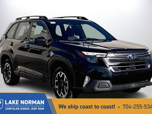 Used 2025 Subaru Forester Premium image 1