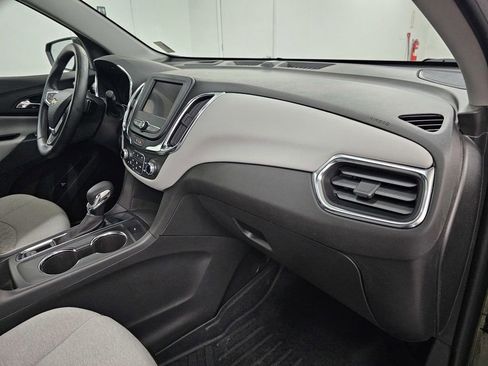 Used 2024 Chevrolet Equinox LT FWD image 12