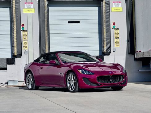 Used 2015 Maserati GranTurismo Sport image 14