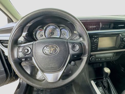 Used 2014 Toyota Corolla LE FWD image 12