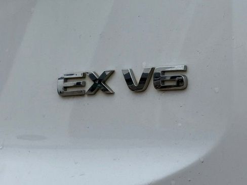 Used 2020 Kia Telluride EX FWD image 11